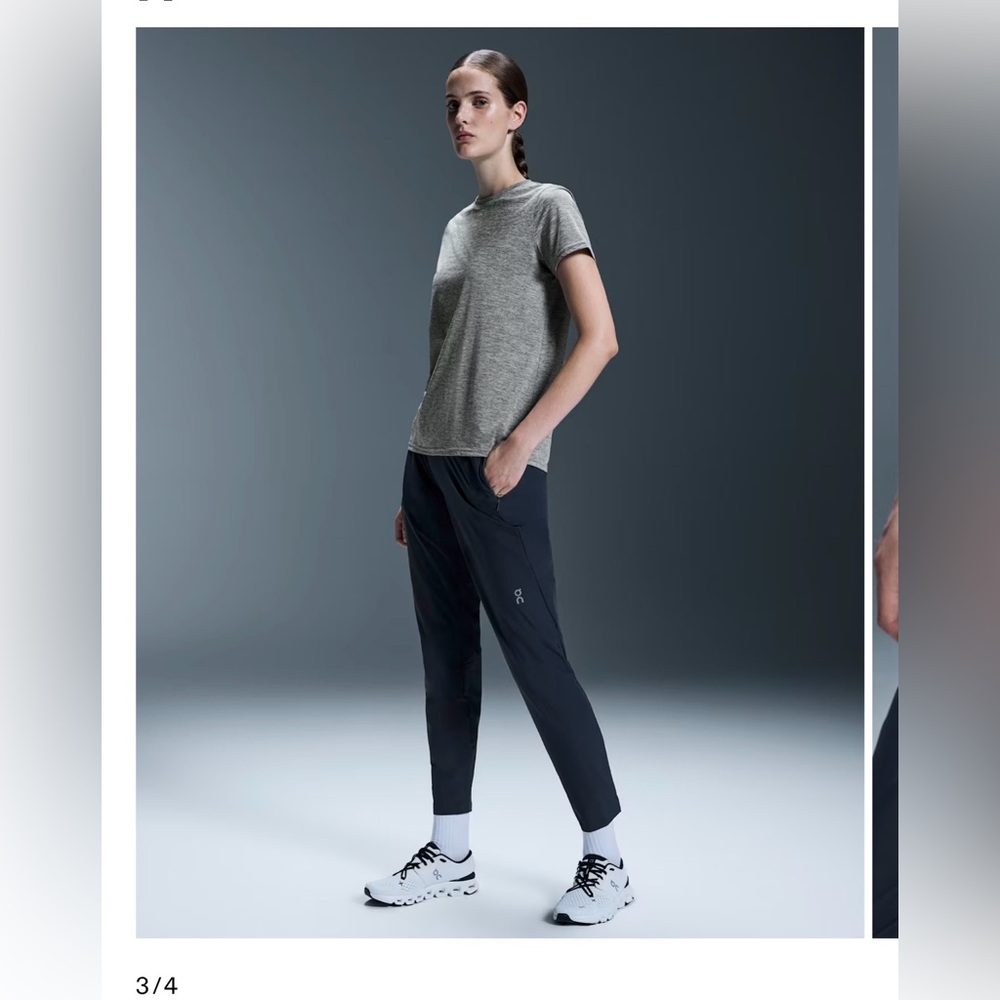 NWOT On Running running pants tapered black medium